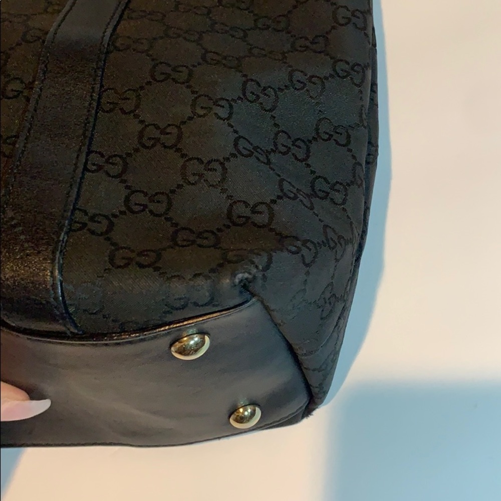 Authentic Gucci bag !! - Picture 10 of 11